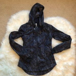 Lululemon spring forward jacket